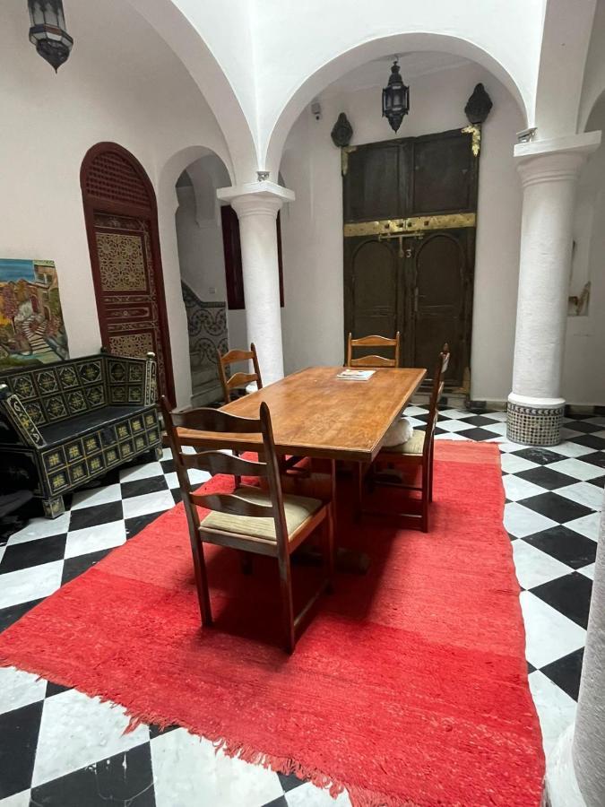 The Riad Hostel 丹吉尔 外观 照片