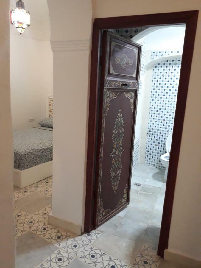 The Riad Hostel 丹吉尔 外观 照片