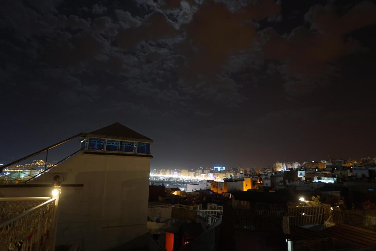 The Riad Hostel 丹吉尔 外观 照片